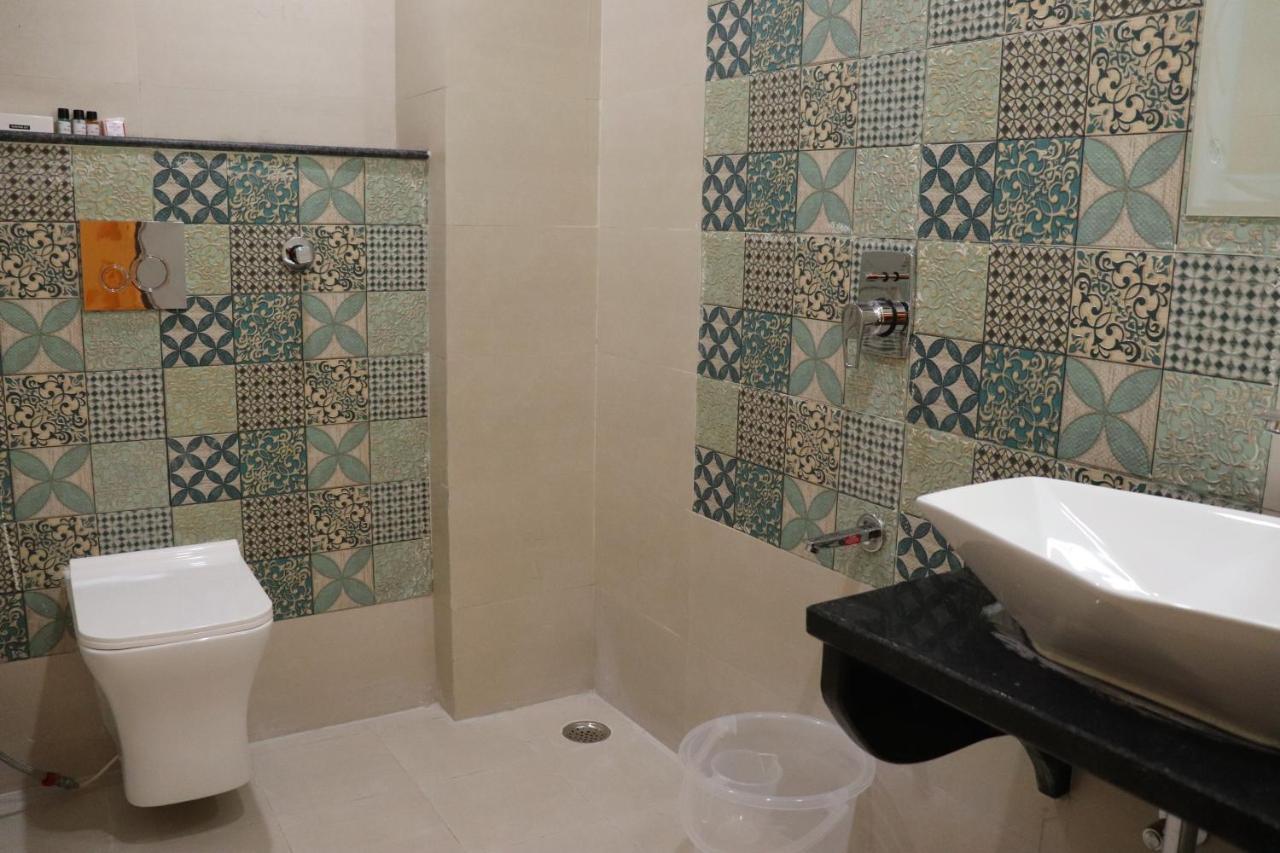 Hotel Jmb Τζοντχπούρ Εξωτερικό φωτογραφία