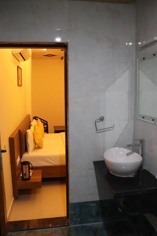 Hotel Jmb Τζοντχπούρ Εξωτερικό φωτογραφία