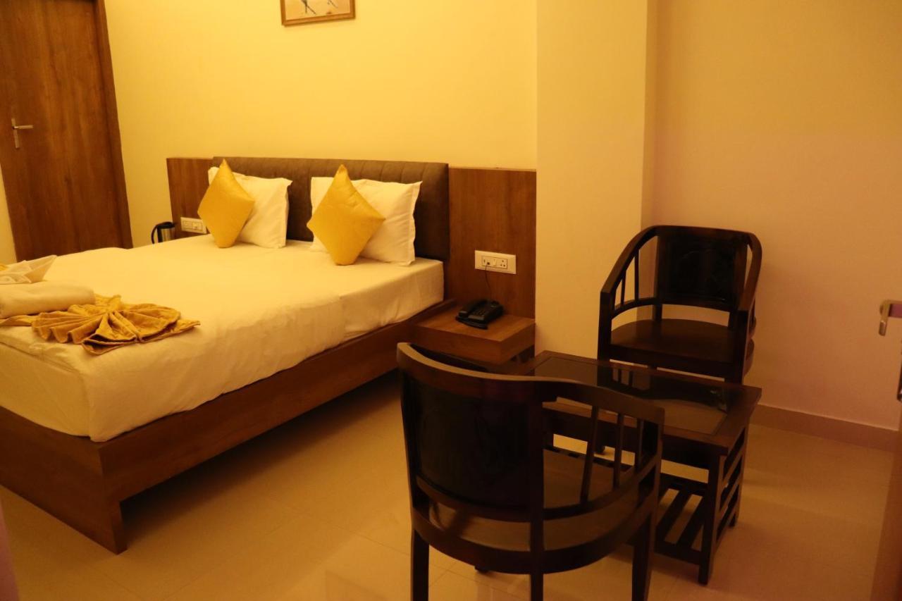 Hotel Jmb Τζοντχπούρ Εξωτερικό φωτογραφία